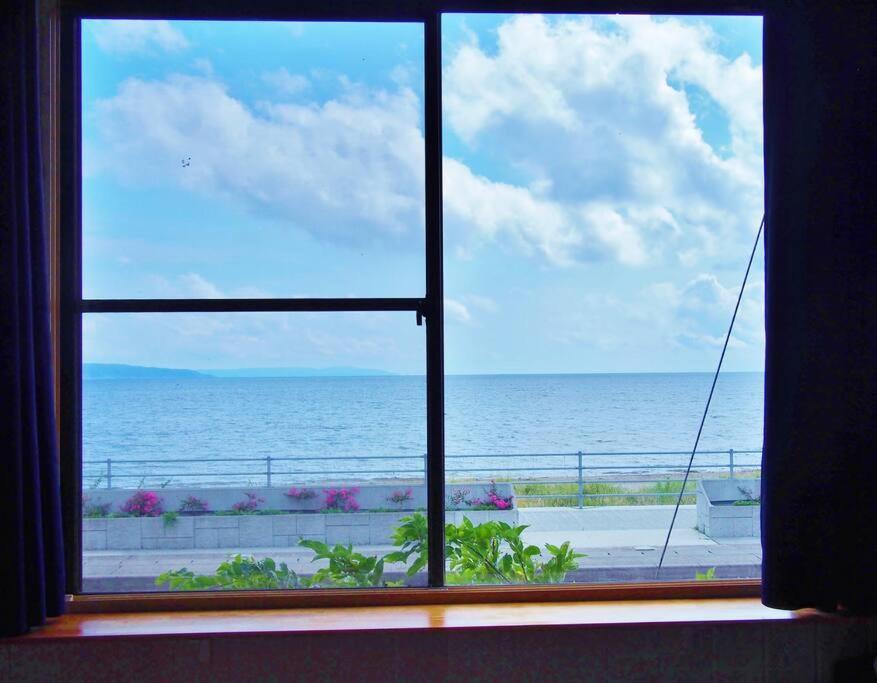 佐渡 ビーチまで0分 1客のみ オーシャンビュー Beach Side House ウッドデッキ Sado Eksteriør billede