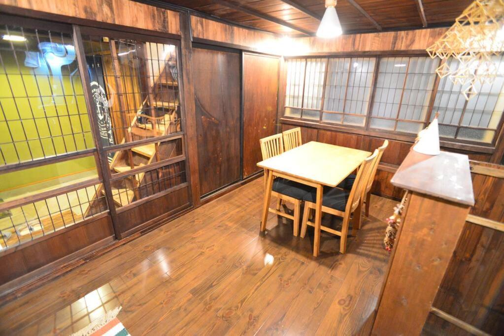 佐渡 ビーチまで0分 1客のみ オーシャンビュー Beach Side House ウッドデッキ Sado Eksteriør billede